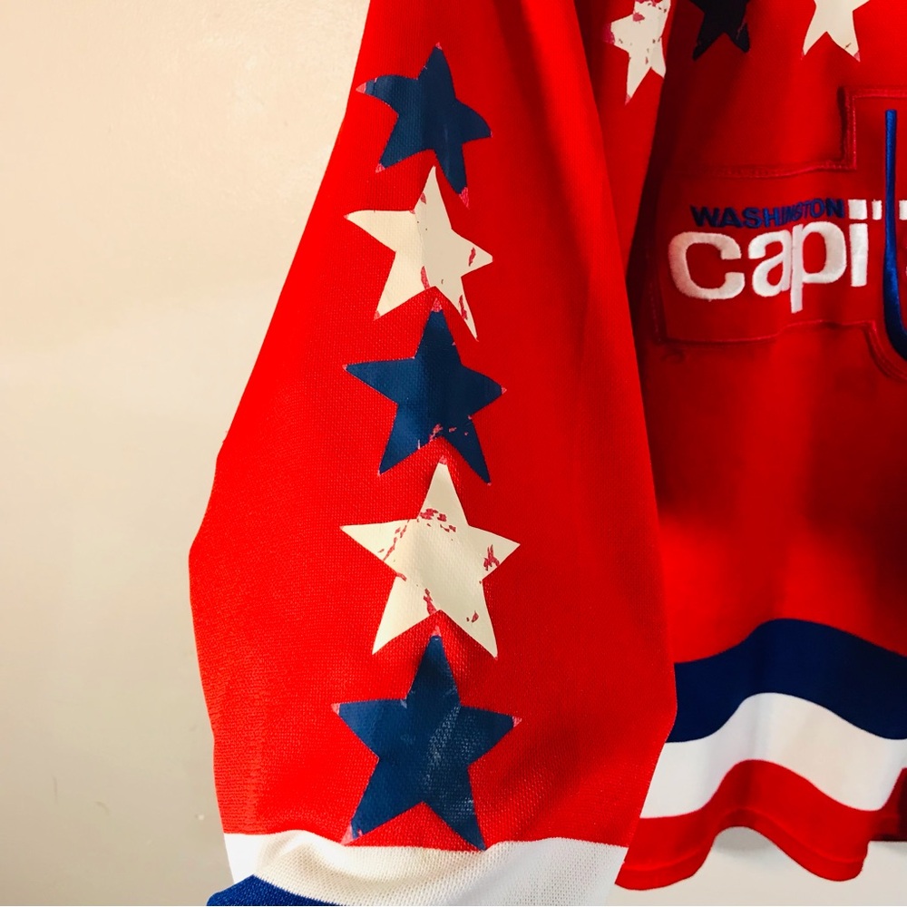Vintage 1995 Capitals CCM made in Canada men hockey jersey - Picture 9 of 12